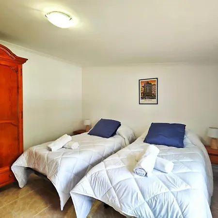 Holiday home Desconectaengalicia Casa Piscina Playa As Sinas Villanueva De Arosa