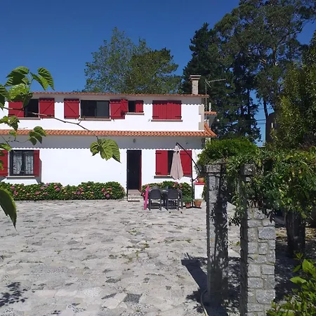 Holiday home Desconectaengalicia Casa Piscina Playa As Sinas Villanueva De Arosa